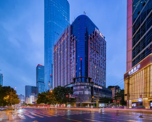 Crescent Moon Hotel (Chengdu Chunxi Road Tianfu Square Station) Hotéis em Chengdu