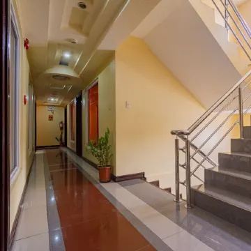 Voyagers Palace
