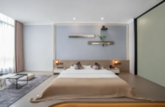 Yikela Yinying Apartment (Xinhui Wanda Plaza)