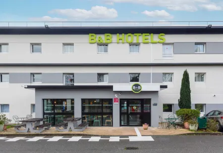 B&B Hotel Toulouse Cité de l'Espace Hurel Отели в г. Кен-Фонсегрив