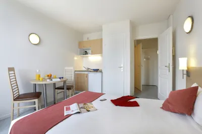 Vacancéole - les Demeures Champenoises Hotel di Epernay