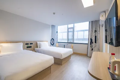 Donglin Yuehe Qingju Hotel (Children's Hospital Store on Altay Road, Urumqi) Hotel in zona Xinjiang University of Finance and Economics South Campus