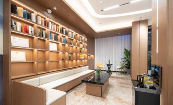 Yunding Hotel (Hanzhong Yang County Government Administrative Service Center)