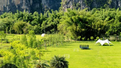 Yangshuo Qiyue Waterfront · Xiyue Haven (Ten-Mile Gallery Yulong River) in Yangshuo