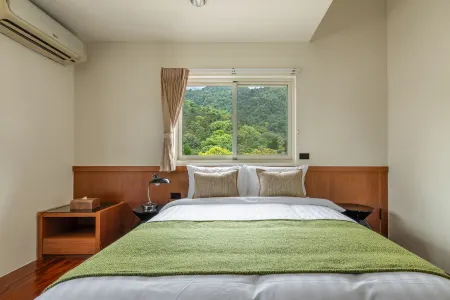 Sun Moon Lake ItaThao Vacation Inn with Elevator