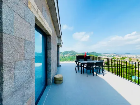 Wenling residential accommodation Отели рядом с достопримечательностью «Wenling Shitang Peninsula Tourist Resort»