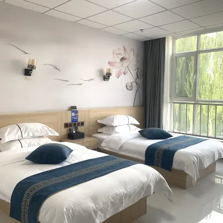 Xihai Longmayuan Hotel