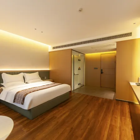 Shengxidun International Hotel (Ganzi Batang 318 National Highway)
