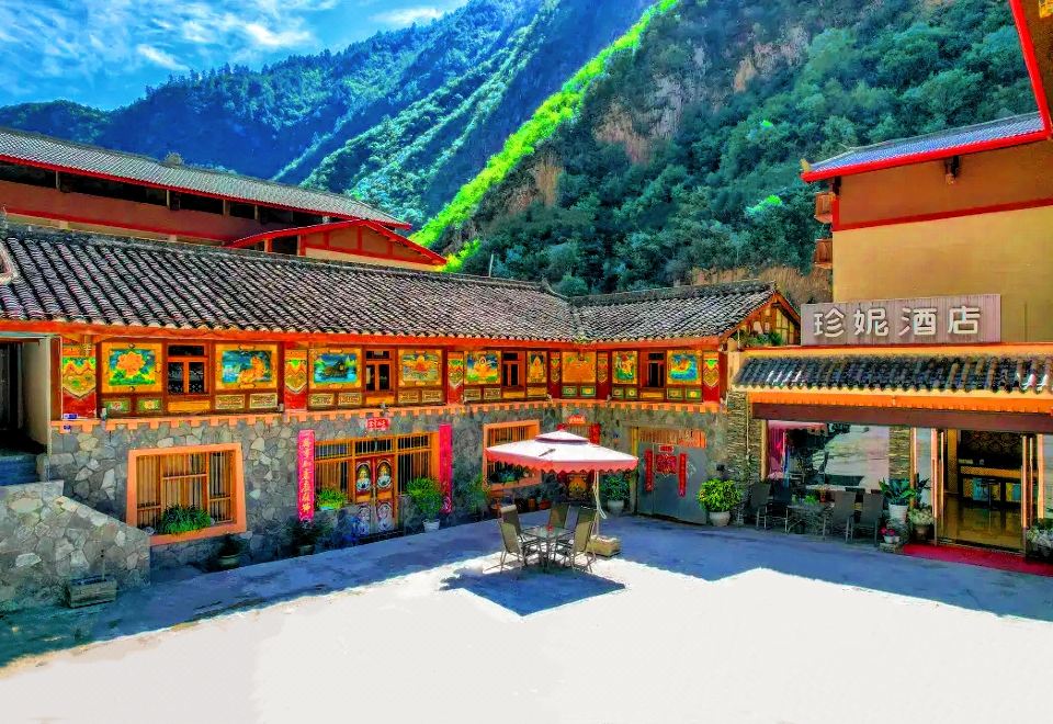 hotel overview picture