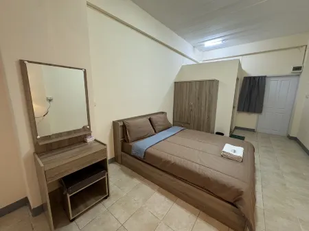 ST Residence@Rayong Отели в г. Pluak Daeng