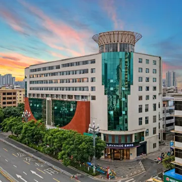 麗楓飯店（昆明萬象城拓東體育館地鐵站店） 大树营附近的飯店