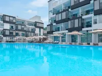 Casa 32 Hotels near Interactive Art Museum