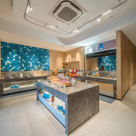 Home Hotel Neo (Tai'an High-Speed Railway Entrance Waiting Hall)