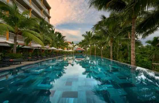 會安拉西埃斯特Spa度假村