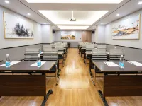 G Garden Hotel (Nanchang Railway Station Bayi Square) โรงแรมใกล้หอเจิงจิน