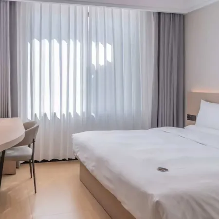 Yayue Hotel (Hami City Yingbin Avenue)