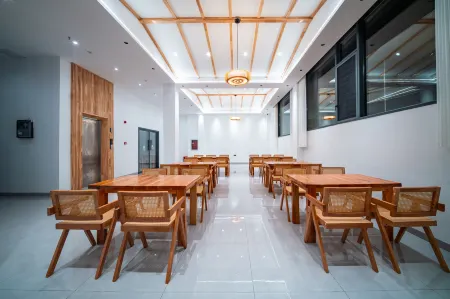 Jinglanju boutique minsu