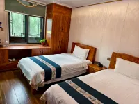 Shangjin Chinese Inn Hotels in Yunxi