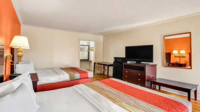 Motel 6 Americus, GA