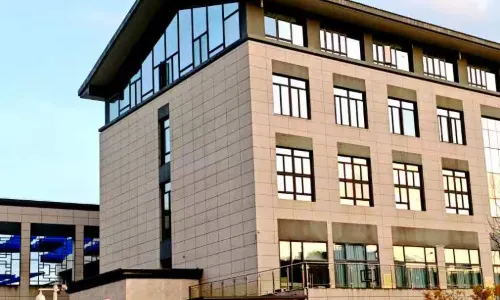 Muvi Hotel