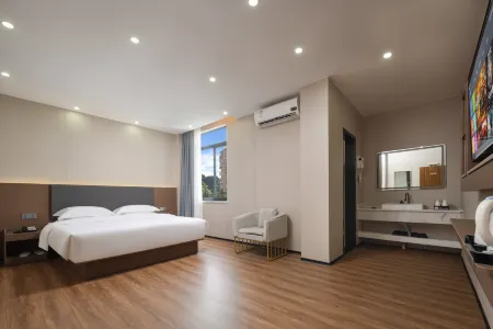 Baoting Haoyue Boutique Hotel