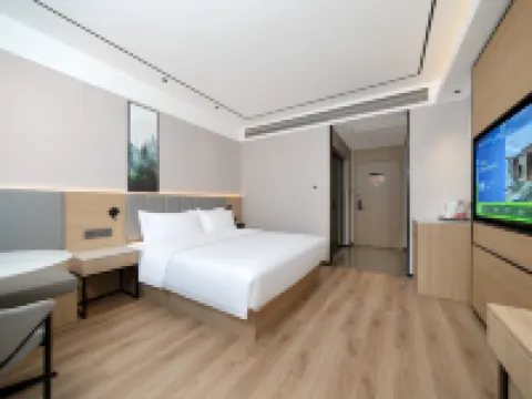 GreenTree Inn Express Xinjiang Kuerle Luntai Hotel Hotels in Luntai