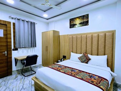 HOTEL AARAV GRAND