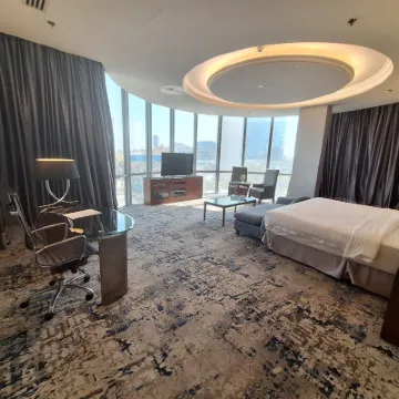 Sunday Signature Riyadh Formerly Qaser Al Hamra by Warwick Hotels near Tahlia Street