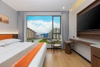 藝錦假日飯店（襄陽保康一中店） 柳樹瞿阝附近的飯店