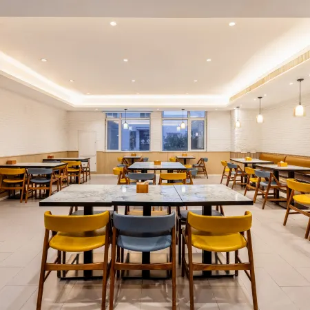 HanTing Premium Hotel (Jinan Yaoqiang International Airport)