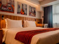 Novel Hotel Manila - Balkoner