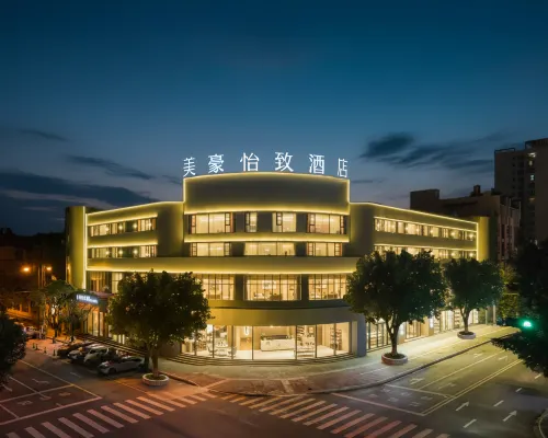 Meihao EZZI Hotel (Yuxi Xinping Ethnic Square) Hotéis em Condado de Xinping Yi e Dai