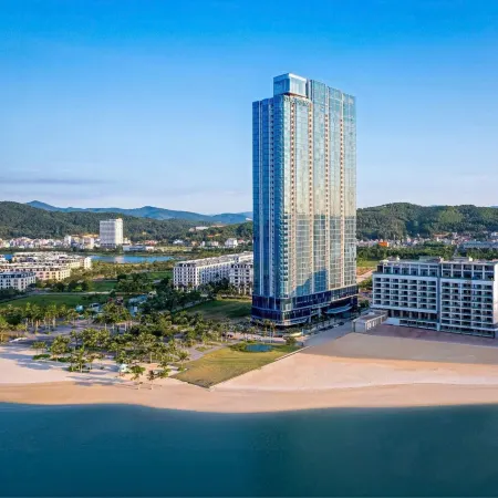 Alacarte Condotel Ha Long Bay