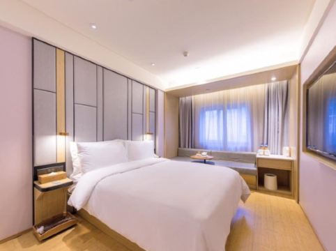 季朵悅居酒店（岳家嘴地鐵店）