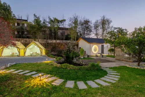 Shanshuijian · Deep Courtyard · Family Vacation Boutique Stay (OMG Heartbeat Paradise)