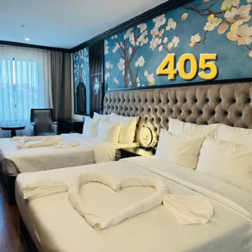 D'Lux Hotel Hotels near Gia Lam Railway Station