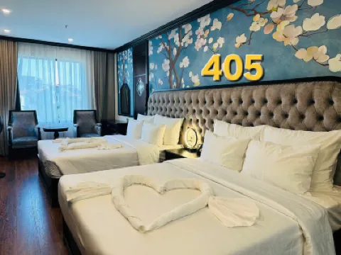 D'Lux Hotel Hotels near Gia Lam Railway Station