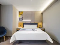 Homeinn Selected Hotel (Yangquan Xinglong Pedestrian Street Binhe New World Commercial Plaza) Hotels in Yangquan
