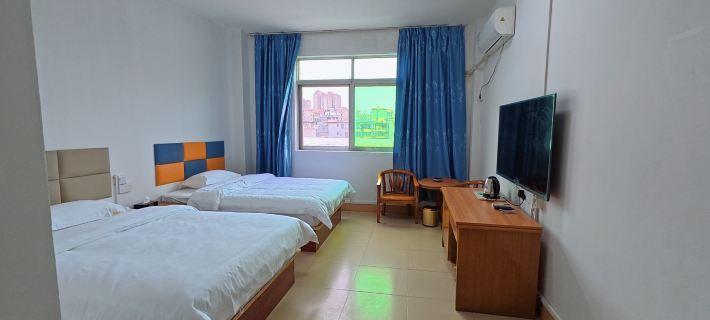 ShiXingZhuoWei Hotels in Shixing