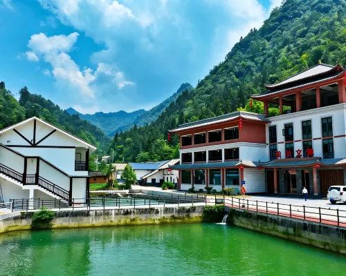 Qiaohe Yangxingu Homestay Hotels in Changyang Tujia Autonomous County