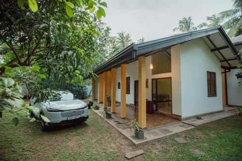 Airport Serenity Villa