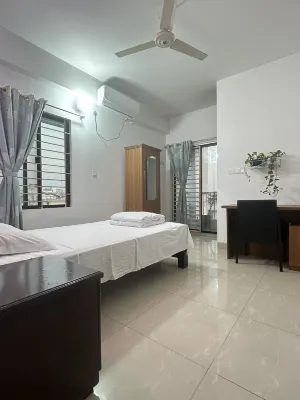 HUATING HOTEL AND SHOP - Homestays