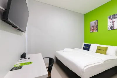 Urbanview Green Lake Sunter Residence Hotels in North Jakarta