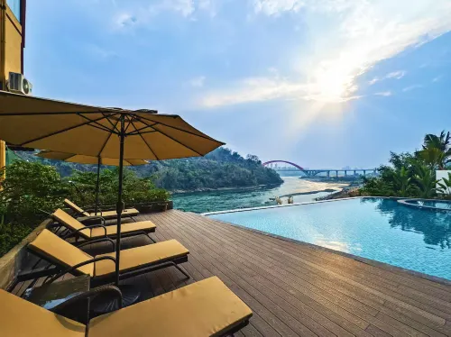 โรงแรมเจเอ ริเวอร์