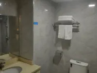 婁底和豐大飯店（婁星區體育中心店） - 2 星級