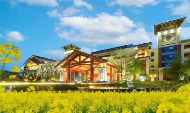 ARCADIA  Hotel Qing YANG