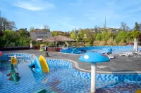 Bo Lin  Hot Spring Resort Hotel - Water Park