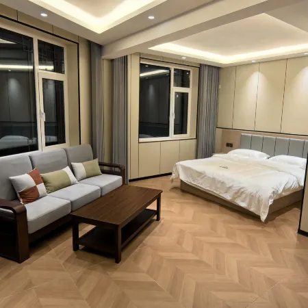 Yunqi Hotel Отели в г. Канлэ
