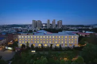 Kunming South Station Ramada Encore Hotel