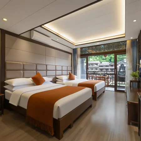 Phoenix Wanfeng Yushe Light Luxury Homestay (Hongqiao Branch, Fenghuang Ancient Town)